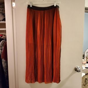 NWOT Bardot orange and black skirt